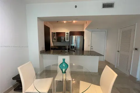 950 Brickell Bay Dr # 1402, Miami FL 33131