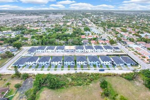 22427 SW 125 AVE # A, Miami FL 33170