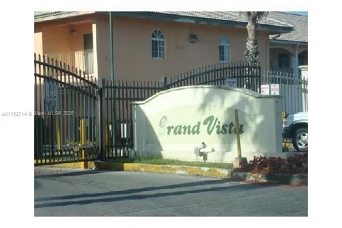 8851 NW 119th St # 6201, Hialeah Gardens FL 33018