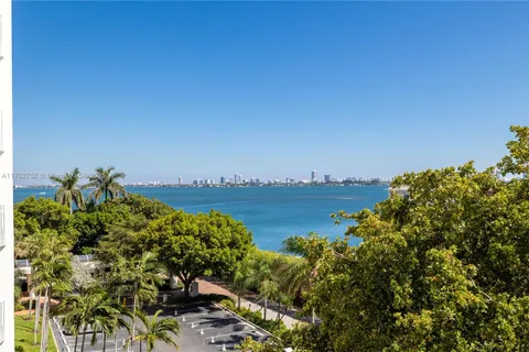 4000 Towerside Ter # 610, Miami FL 33138