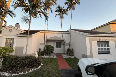 14450 SW 95th Ter, Miami FL 33186