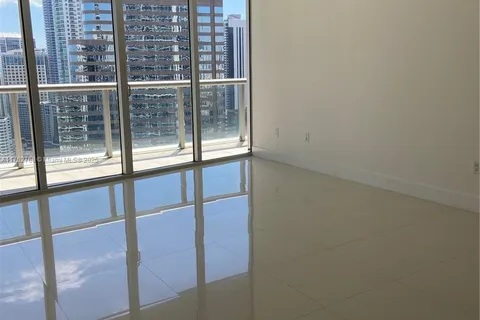 475 Brickell Ave # 3413, Miami FL 33131