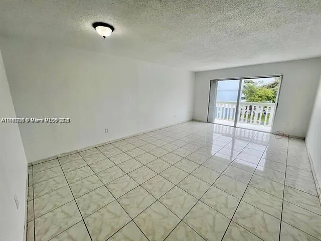 15225 NE 6th Ave # B312, Miami FL 33162