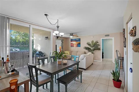 1107 Villa Circle # 1107, Boynton Beach FL 33435