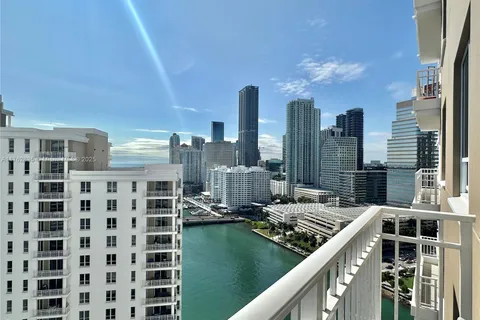 801 Brickell Key Blvd # 2507, Miami FL 33131