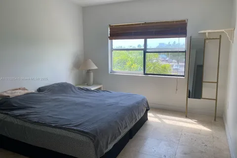 400 Kings Point Dr # 209, Sunny Isles Beach FL 33160