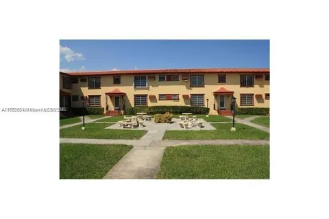 631 SW 11 ST # 3W, Miami FL 33130