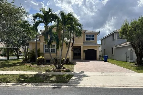 2586 SW 158th Ave, Miramar FL 33027