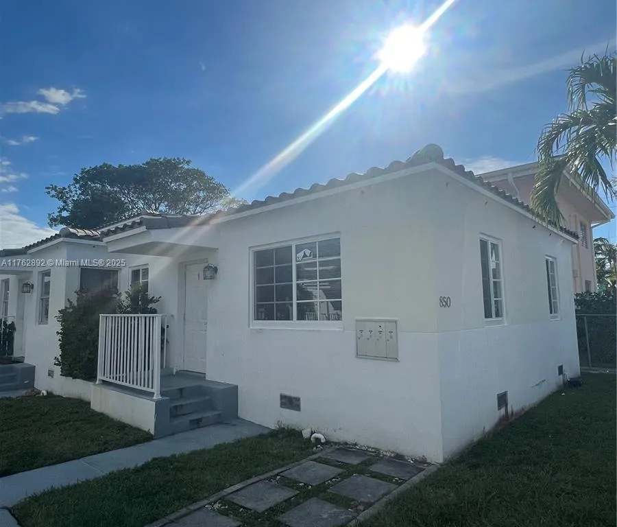 850 81st St # 1, Miami Beach FL 33141