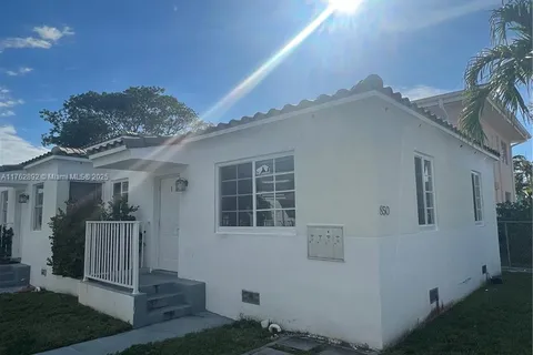 850 81st St # 1, Miami Beach FL 33141