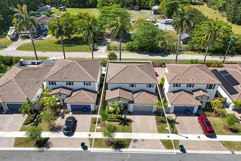 24324 SW 119th Pl, Homestead FL 33032