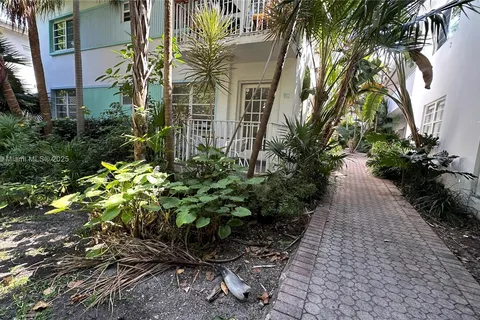 911 Meridian Ave # 101, Miami Beach FL 33139