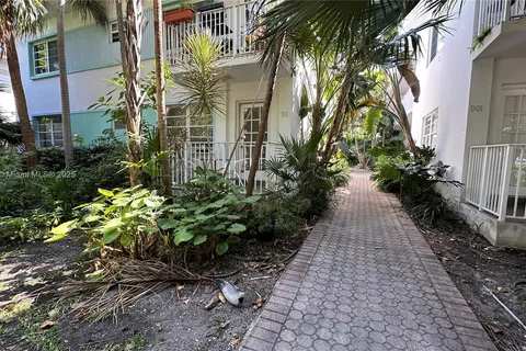 911 Meridian Ave # 101, Miami Beach FL 33139