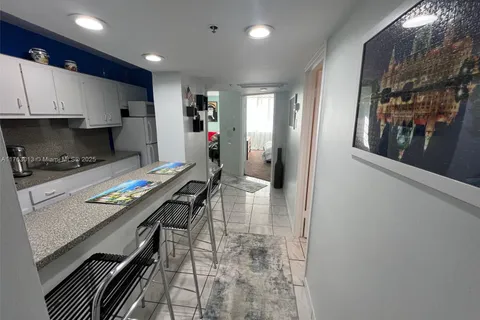 100 Lincoln Rd # 1001, Miami Beach FL 33139