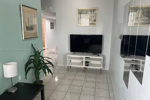 100 Lincoln Rd # 1001, Miami Beach FL 33139