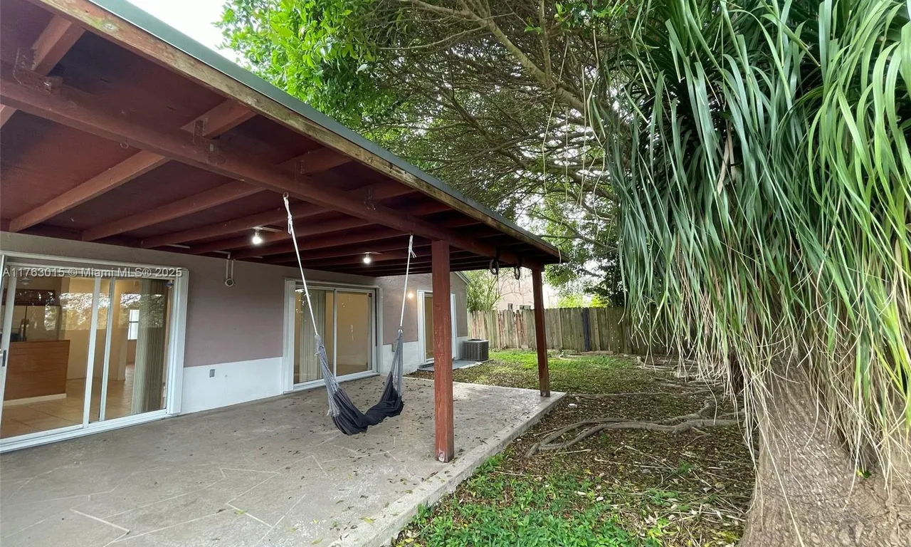 11783 SW 272nd Ter, Homestead FL 33032