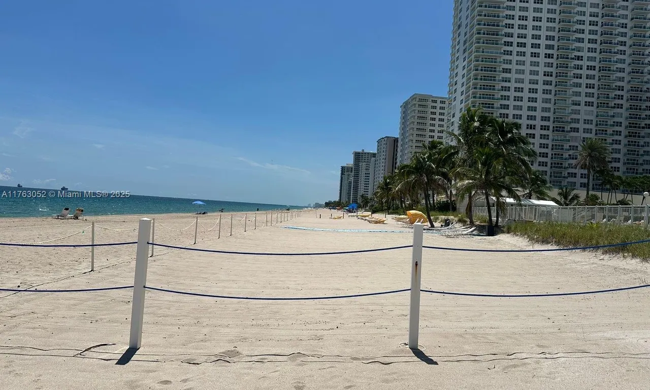 4010 Galt Ocean Dr # 1215, Fort Lauderdale FL 33308