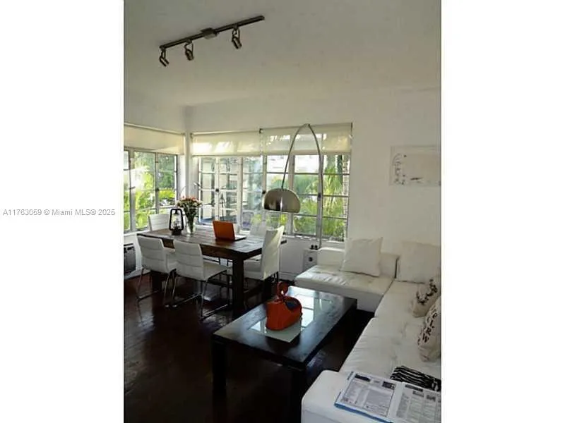 1611 Euclid Ave # 9, Miami Beach FL 33139