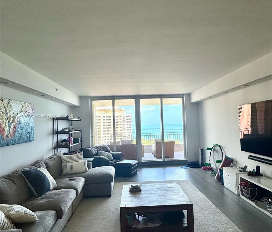 799 Crandon Blvd # 1208, Key Biscayne FL 33149