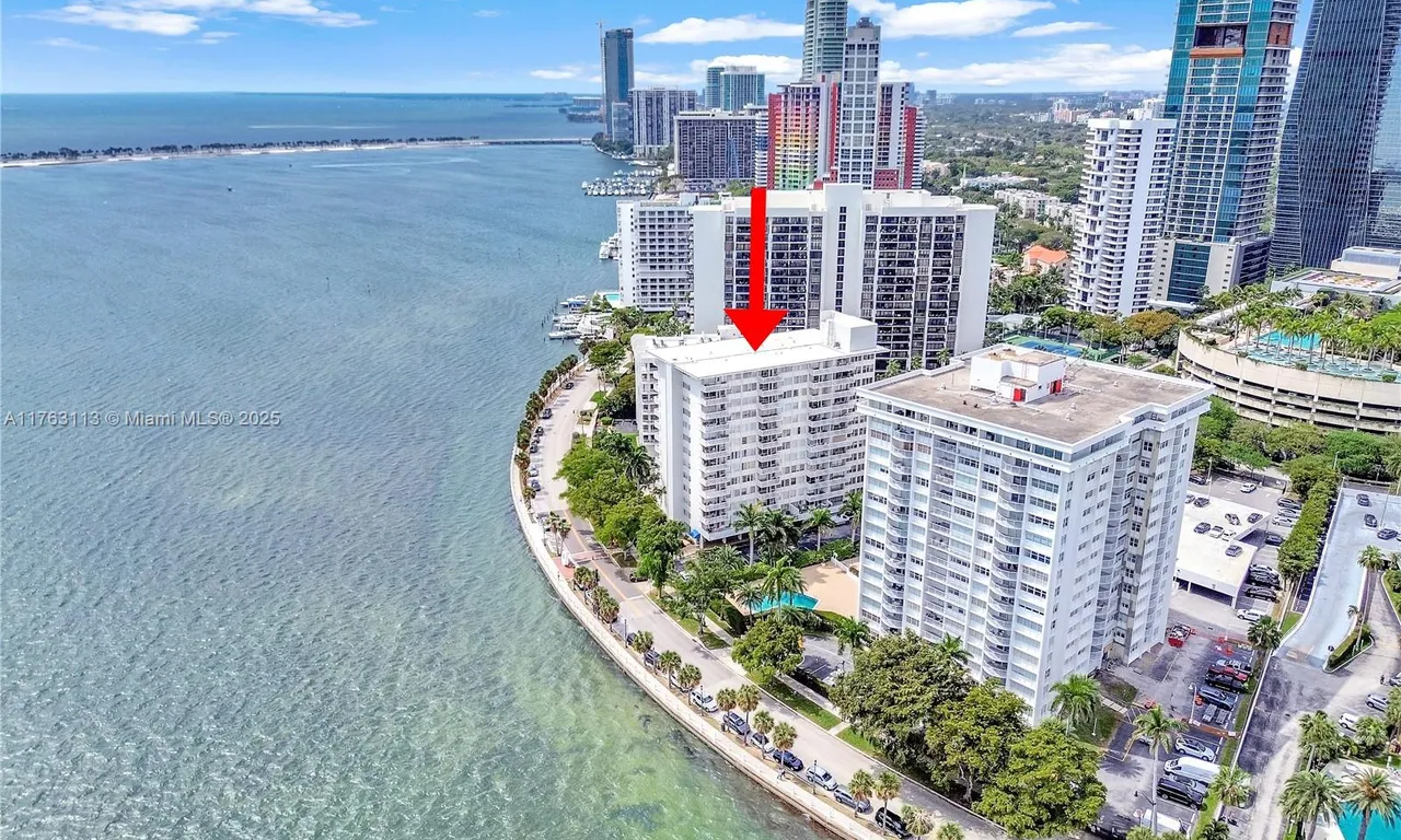 1430 Brickell Bay Dr # 1105, Miami FL 33131