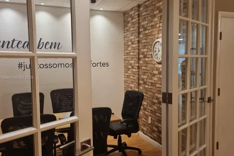 1820 N Corporate Lakes Blvd, Weston FL 33326
