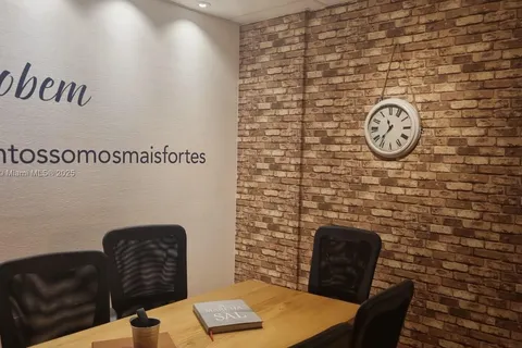 1820 N Corporate Lakes Blvd, Weston FL 33326