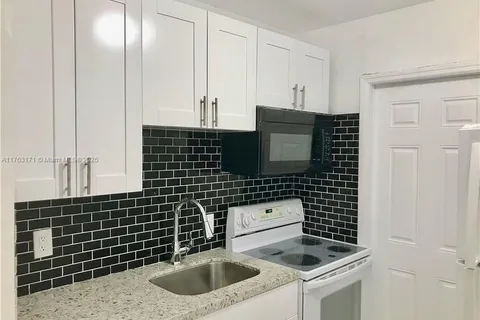 309 Phippen Waiters Rd # 2, Dania Beach FL 33004