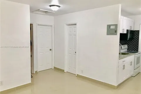 309 Phippen Waiters Rd # 2, Dania Beach FL 33004