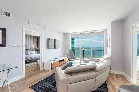 1300 Brickell Bay Dr # 3205, Miami FL 33131