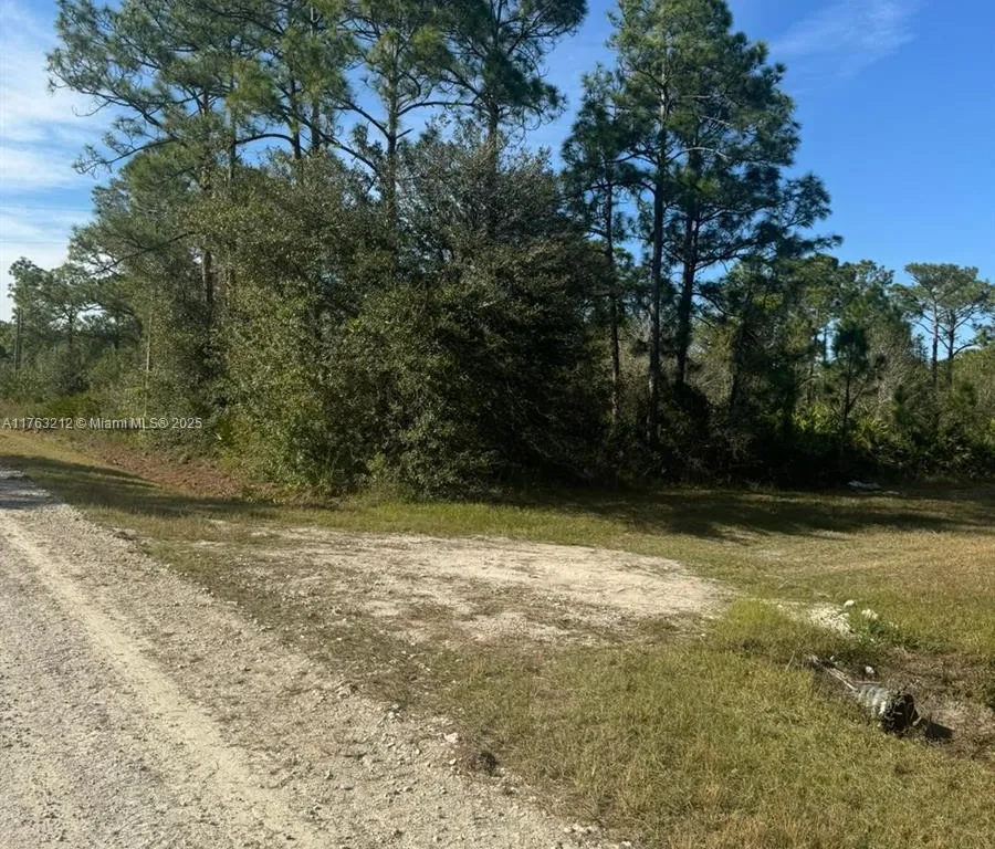 2001 PANAMA AV, Clewiston FL 33440