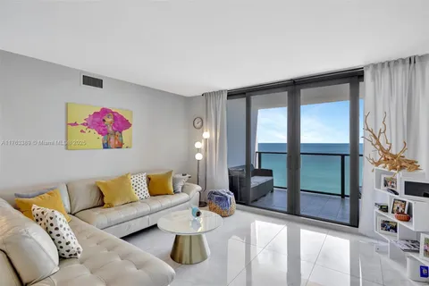 2301 S Ocean Dr # 803, Hollywood FL 33019