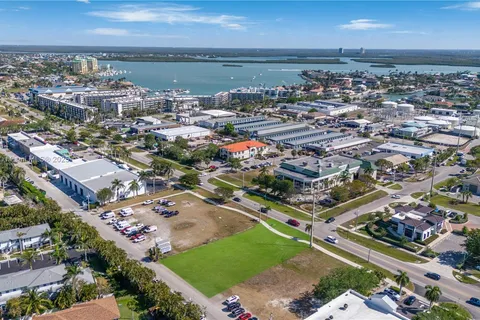 770 Bald Eagle, Marco Island FL 34145