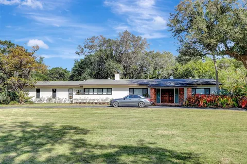 6735 SW 92nd St, Pinecrest FL 33156