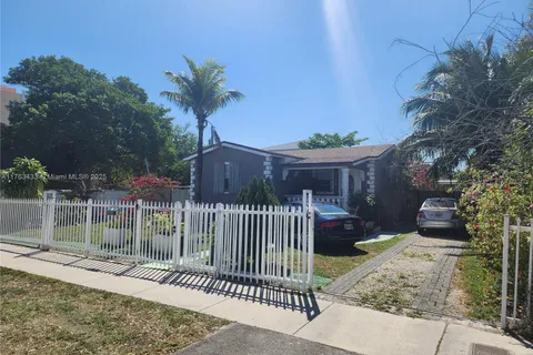 1734 NW 53rd St, Miami FL 33142