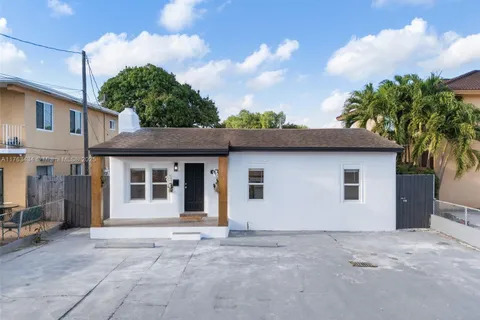 4783 NW Flagler Ter, Miami FL 33126