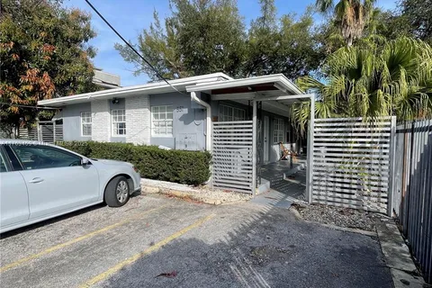 551 NE 61st St # 5, Miami FL 33137