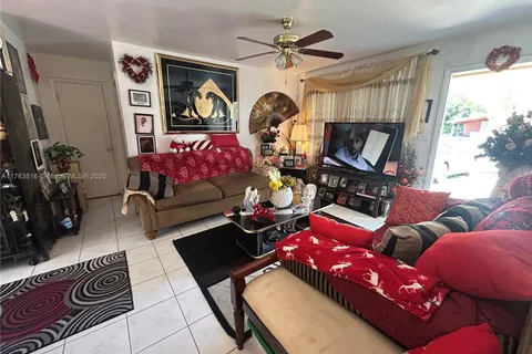 20040 NW 14th Pl, Miami Gardens FL 33169