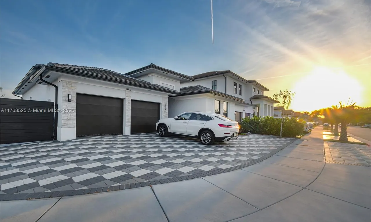 14500 SW 22nd St, Miami FL 33175