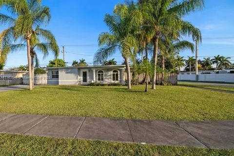 14760 Lincoln Dr, Homestead FL 33033