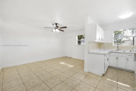 7130 W 11th Ct # 4, Hialeah FL 33014