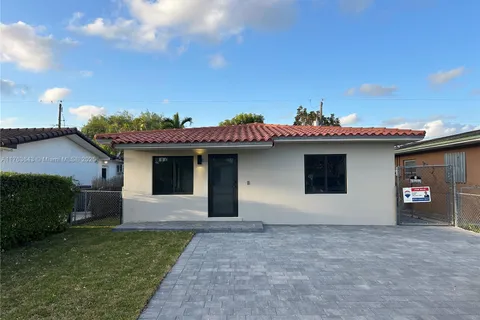 10485 SW 26th Ter, Miami FL 33165