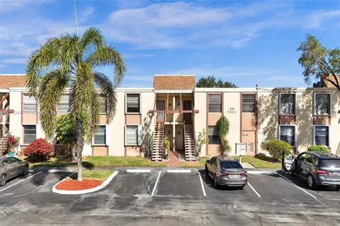 7311 NW 18th St # 204, Margate FL 33063