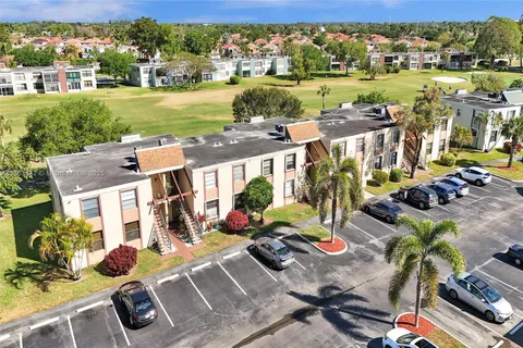 7311 NW 18th St # 204, Margate FL 33063