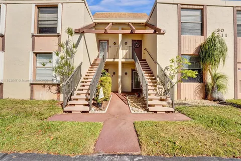 7311 NW 18th St # 204, Margate FL 33063