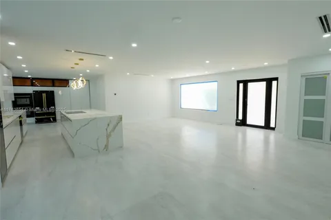 15710 SW 87th Ct, Palmetto Bay FL 33157
