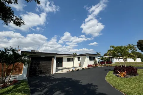 3609 SW 23rd St, Fort Lauderdale FL 33312