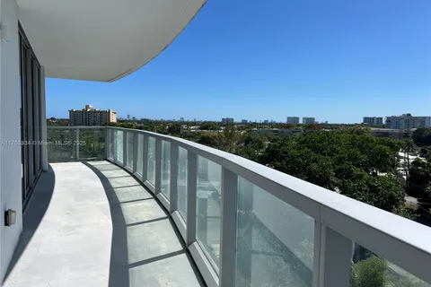 13800 Highland Dr # 601, North Miami Beach FL 33181