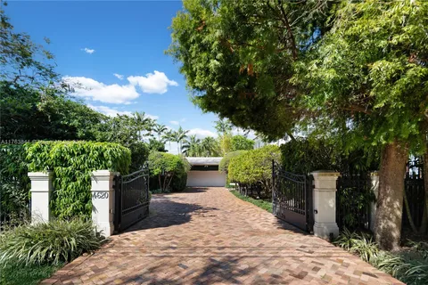 4620 Granada Blvd, Coral Gables FL 33146