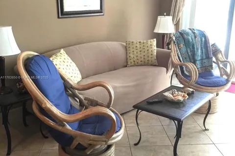 1770 S Ocean Blvd # 206, Lauderdale By The Sea FL 33062