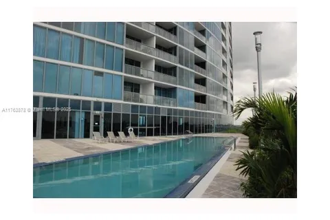 601 NE 36 ST # 803, Miami FL 33137